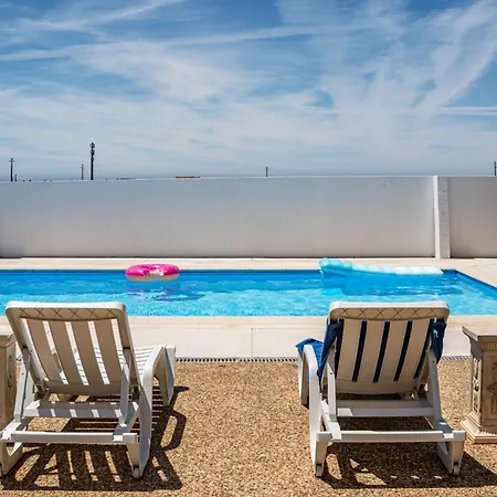 Ferienwohnung Wake Up With The Sea Breeze- House With Pool Ap1 Lavra Exterior foto