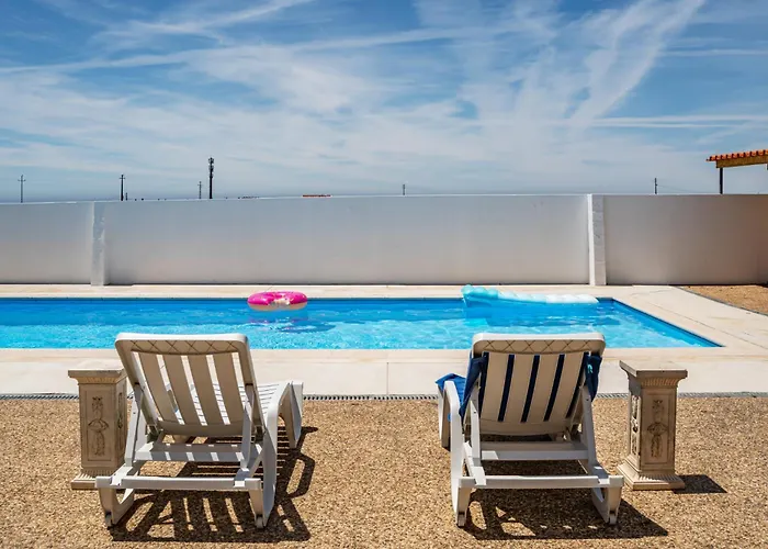 Wake Up With The Sea Breeze- House With Pool Ap1