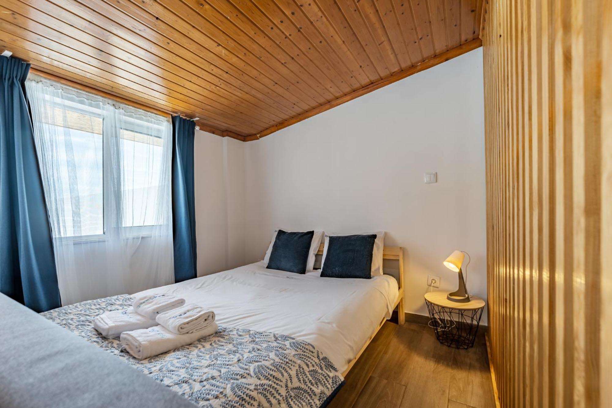 Apartment Wake Up With The Sea Breeze- House With Pool Ap1 *